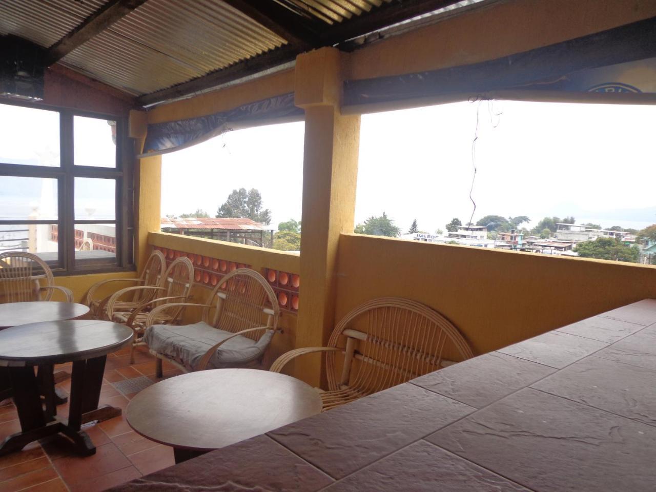Hotel Don Chema San Pedro La Laguna Exterior foto
